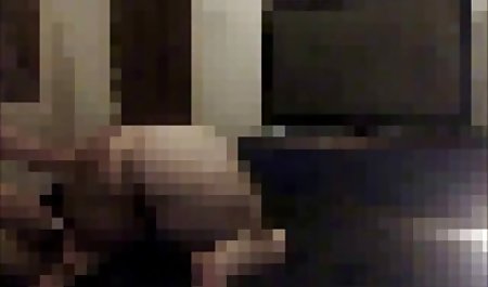 ضخیم Ass Betty لینک کانال سسکی Cage روی صندلی ریخته گری گرفته می شود
