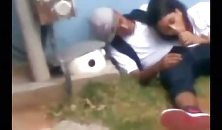 سالی کانال سسکی در تلگرام Squirt نوجوان درمانده حفر می شود