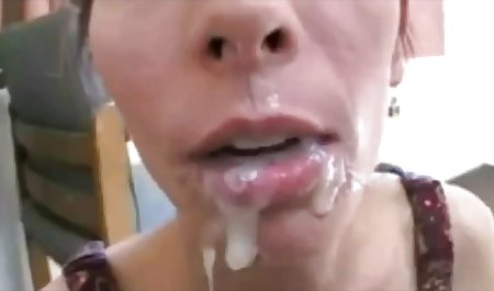 برای تماشای پورنو به نوجوان درس خشن از MILF آموخته فیلم خارجی سسکی می شود